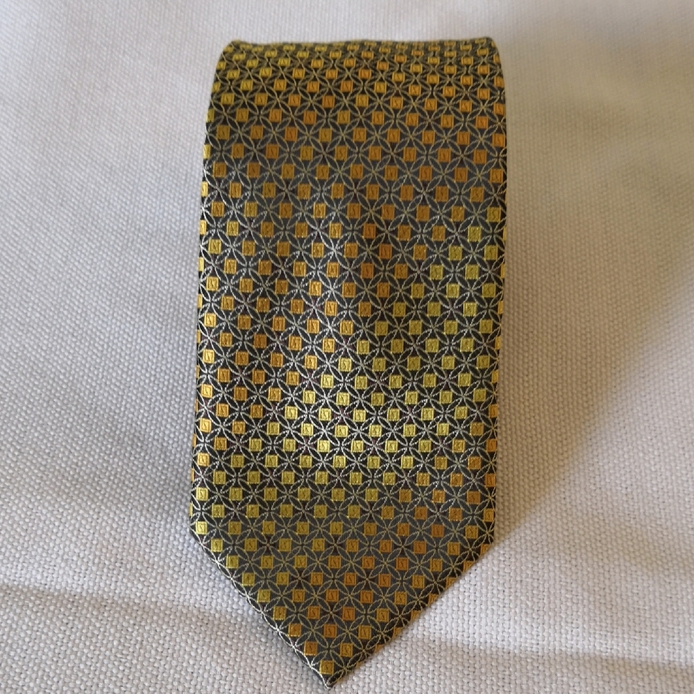 The Lynch Collection Gold and Black Geometric Men's Tie Made in Italy
